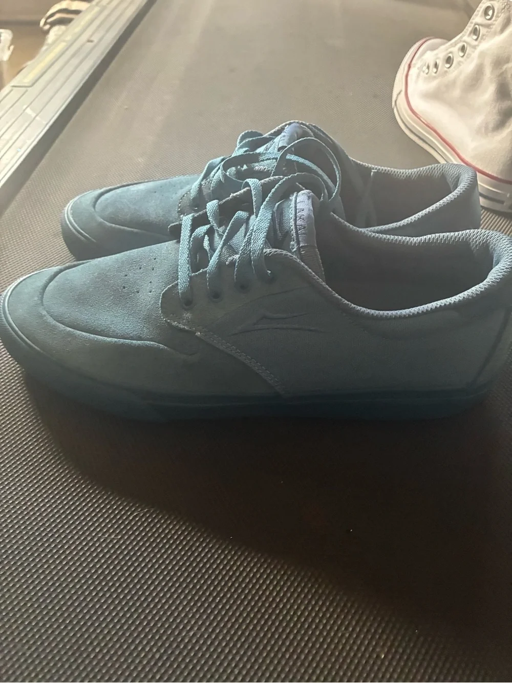 Men's Low-Top Suede Lakai Sneakers - Blue